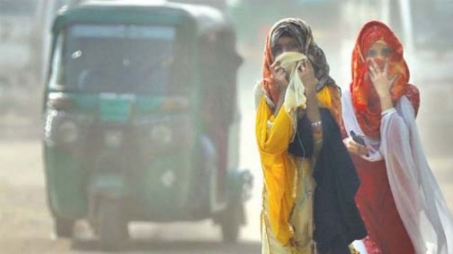 Dhaka’s air ‘hazardous’, most polluted in the world Friday morning - Dainikshiksha