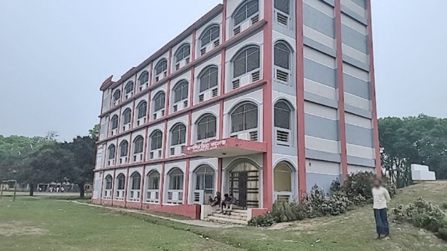 গাজীপুরের প্রথম কলেজ আজও বেসরকারি - দৈনিকশিক্ষা