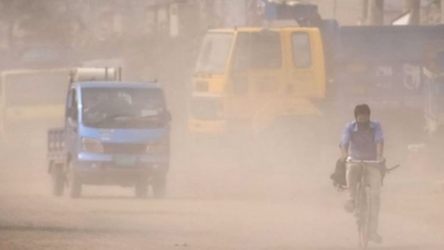 Dhaka's air quality 3rd worst in the world this morning - Dainikshiksha