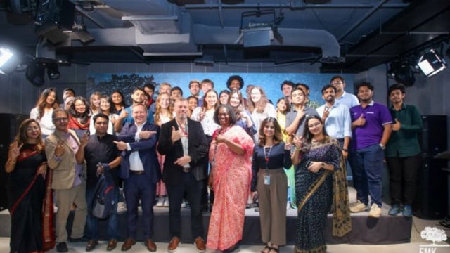 Bangladesh, US students exchange views on education opportunities