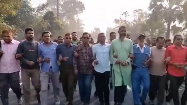 Second day of sixth blockade called by BNP, allies underway - Dainikshiksha