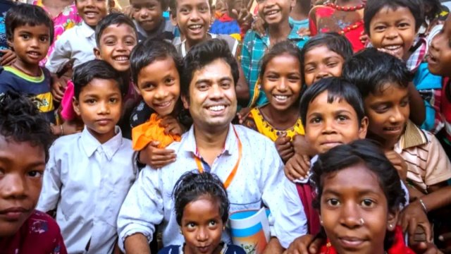 ‘Rastar Master’ Deep shines as Global Teacher Prize finalist - Dainikshiksha