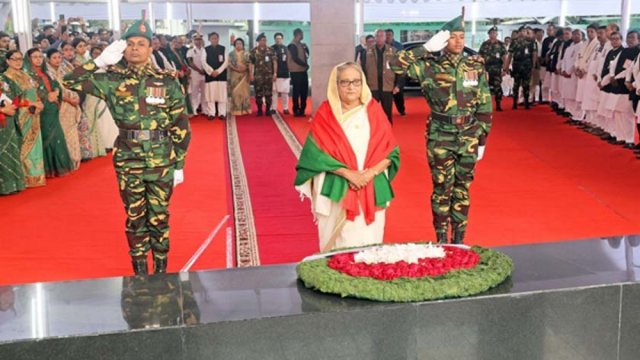 PM pays rich tributes to Bangabandhu on historic March 7 - Dainikshiksha