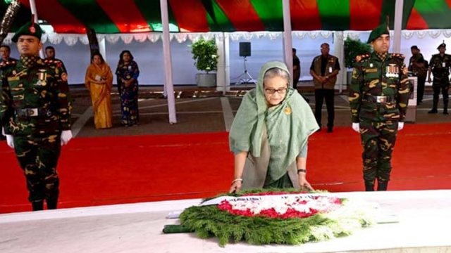 PM pays glowing tributes to Bangabandhu in Tungipara - Dainikshiksha