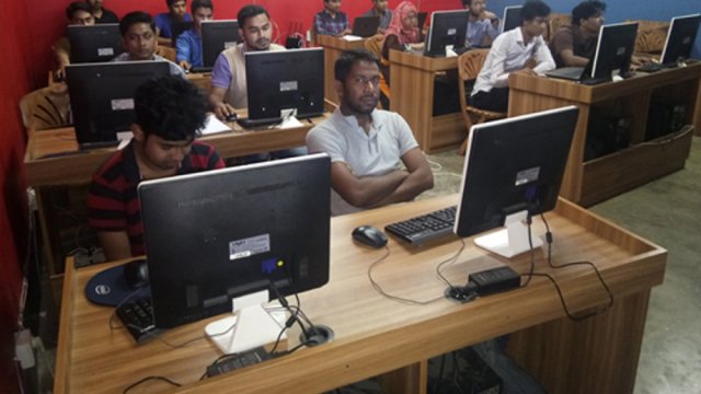Digital technology helps students becoming self-reliant - Dainikshiksha