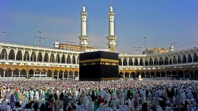 Saudi to gradually resume ‘umrah’ pilgrimage from October 4 - Dainikshiksha