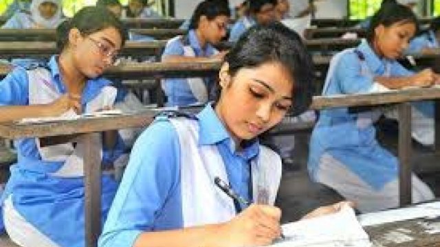 7000 absent on first day of SSC exams - Dainikshiksha