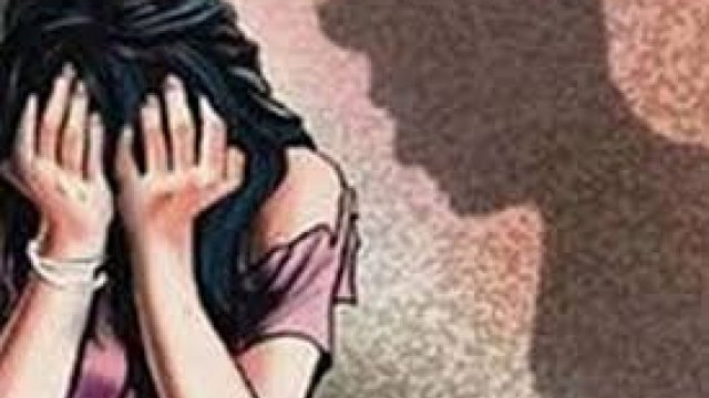 Schoolgirl raped, 1 held - Dainikshiksha