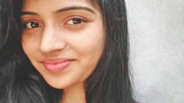 Burnt teenager dies at DMCH - Dainikshiksha