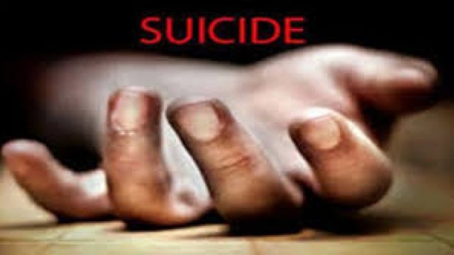 Schoolgirl kills self after failing to prevent her marriage - Dainikshiksha